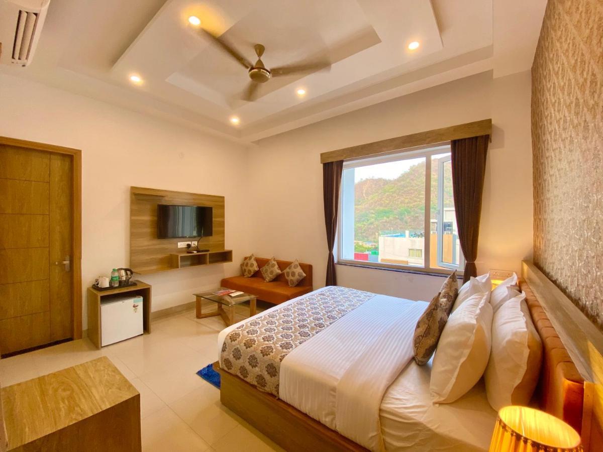 Arogyadham Wellness Retreat 호텔 Rishīkesh 외부 사진
